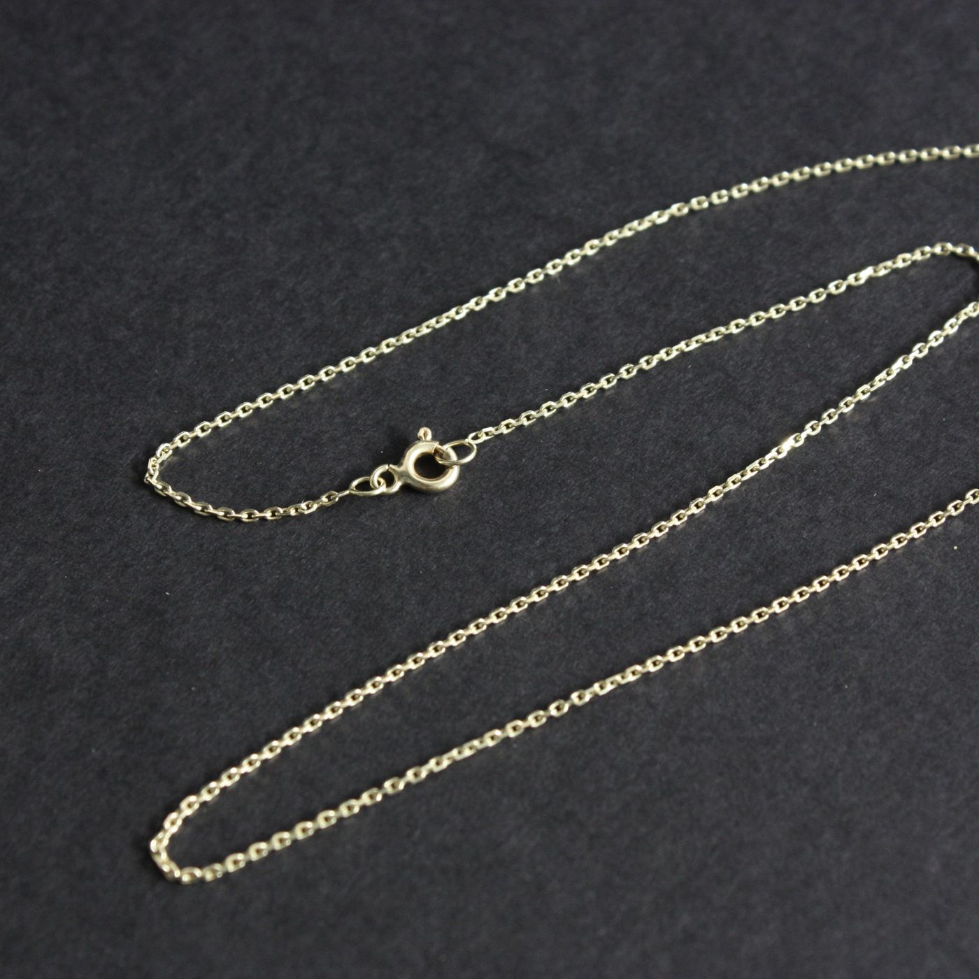 Anchor chain necklace
